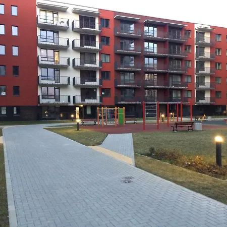 Apartment Spacious Close To The Old Town