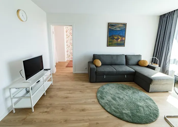 Spacious Close To The Old Town *